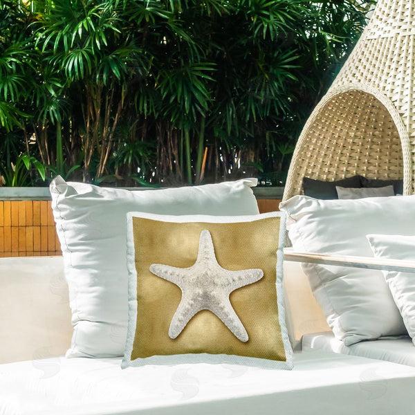 Stupell Industries Caroline Kelly | Starfish On Glam Printed Throw Pillow