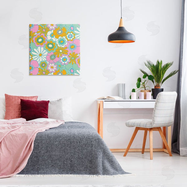 Stupell Industries Carrie Cantwell | Groovy Flower Pattern Wall Art