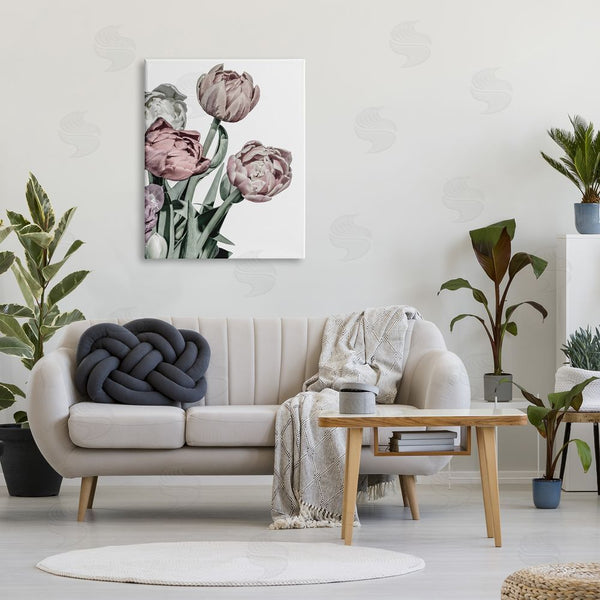 Stupell Industries Malerifabrikken | Bold Globeflower Floral Bouquet Vintage Faded Tones Wall Art