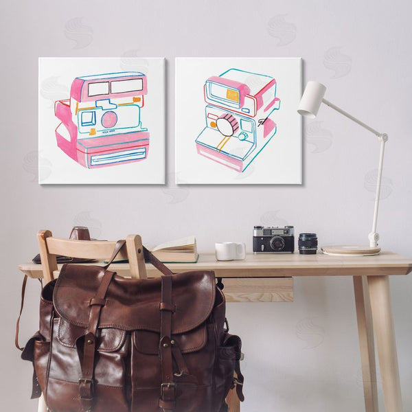 Stupell Industries Melissa Wang | Hand Drawn Vintage Camera Wall Art