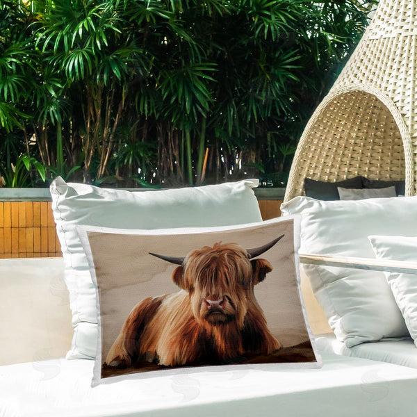 Stupell Industries Renel Peters | Got My Hair Done Cattle Throw Pillow