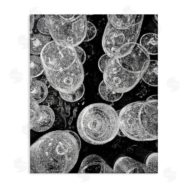 stupell industries Stupell Studio | Glitzy Wine Glasses Wall Art