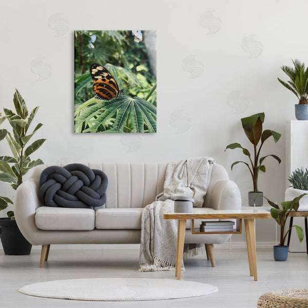 Stupell Industries Stupell Studio | Monarch Butterfly On Leaf Wall Art